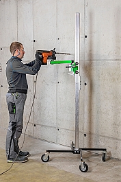 Эксплуатация станины для алмазного бурения Eibenstock EBW 1300 с удлинителем