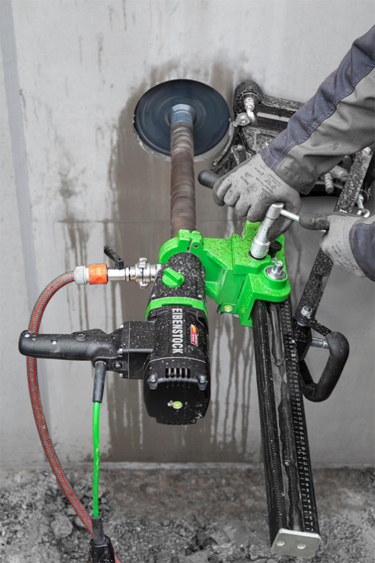 Эксплуатация дрели для алмазного сверления Eibenstock PLD 182.1 NT PowerLine